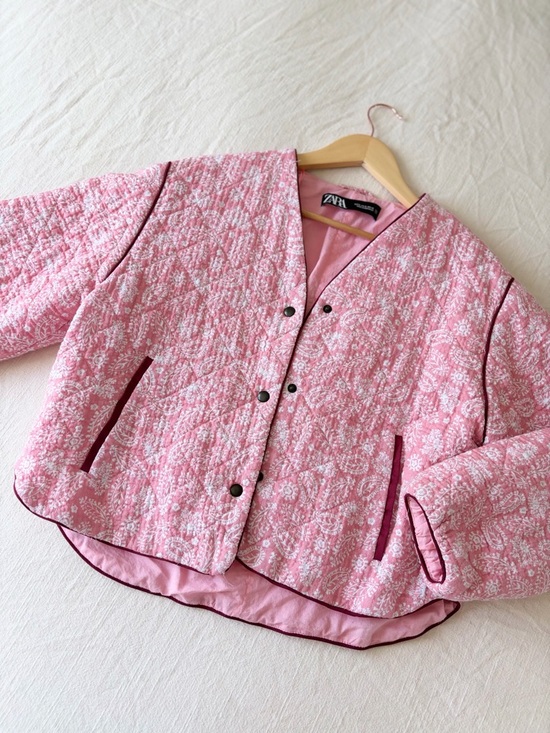 Zara Jackets & Blazers - Zara | Cotton Pink Quilted Floral Snap Jacket with Burgundy Trim